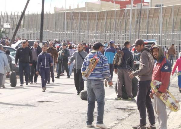 وفاة مغربي عمره 66 سنة بمعبر امليلية واتهامات للشرطة الاسبانية بالتسبب في قتله