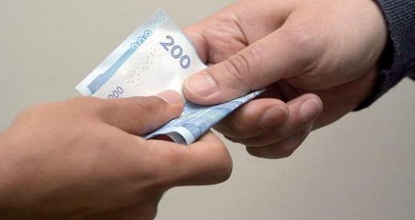 800 درهم تطيح بعون سلطة بآسفي