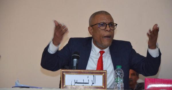 بالتفاصيل: "زهير الزمزامي" رئيس جماعة تمارة في ورطة كبيرة جدا