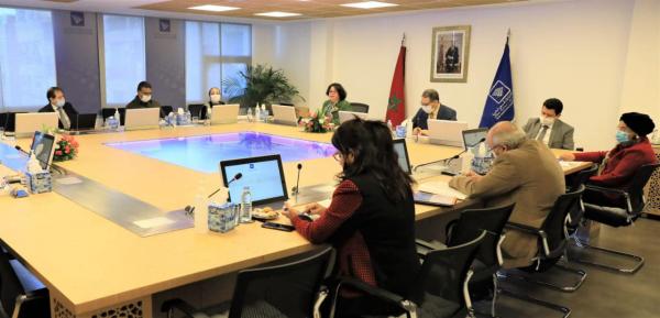 "الهاكا" ترد على المطالبين بإيقاف عرض بعض الأعمال الرمضانية : "التمثيل النقدي لمهنة معينة ليس قذفاً"