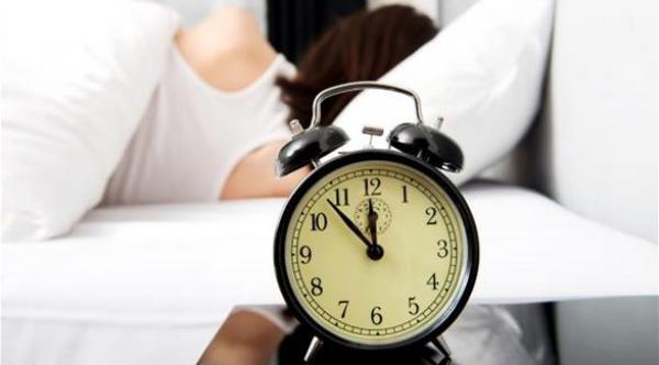 عمدة إسباني يحدد موعد القيلولة لسكان المدينة