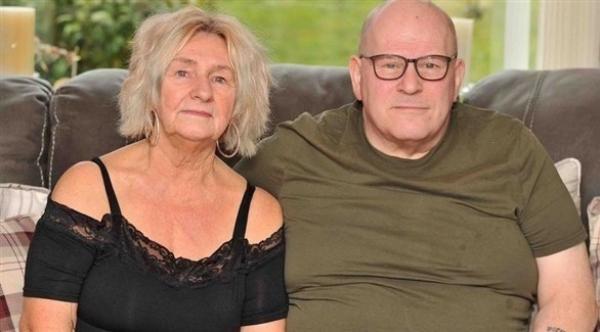 يصاب بمرض خطير بسبب إدمانه على قضم أظافره