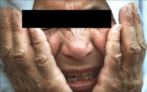 فين وصلنا..."مسخوط" يحتجز خالته ويعنفها بغرض اغتصابها