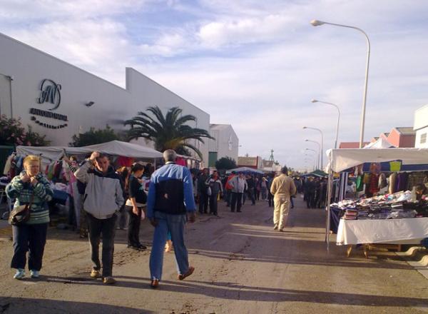 الغالبية العظمى من المهاجرين "مرتاحة" للعيش بإسبانيا (دراسة)