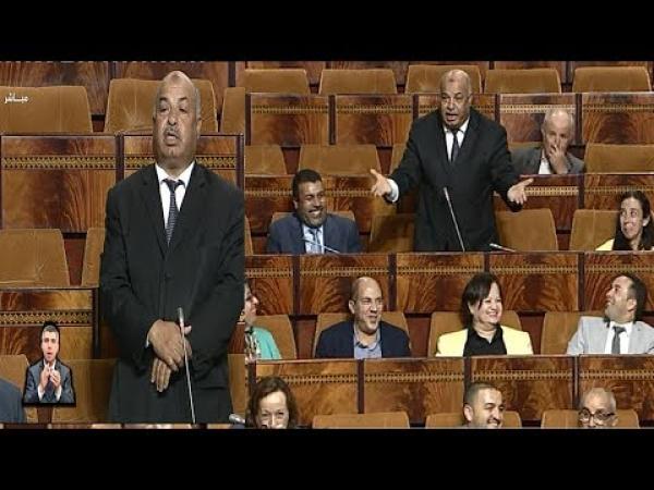 لقطة اليوم في البرلمان .. النائب البرلماني المخنتر ينفجر على الرباح