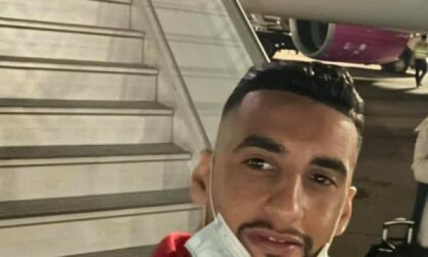 شاب مغربي يتحول إلى "بطل" بإيطاليا بعد إنقاذه حياة طفلة صغيرة تعرضت لنوبة قلبية حادة على متن طائرة عائدة من المغرب