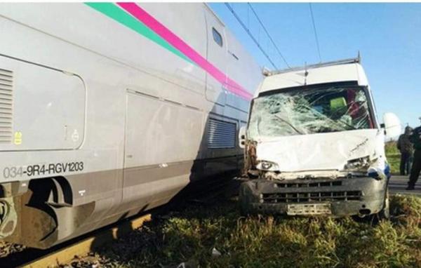 "فاركونيط" تصطدم ب"تي .جي .في" أثناء تجارب الأداء قرب مدينة أصيلة (صور)