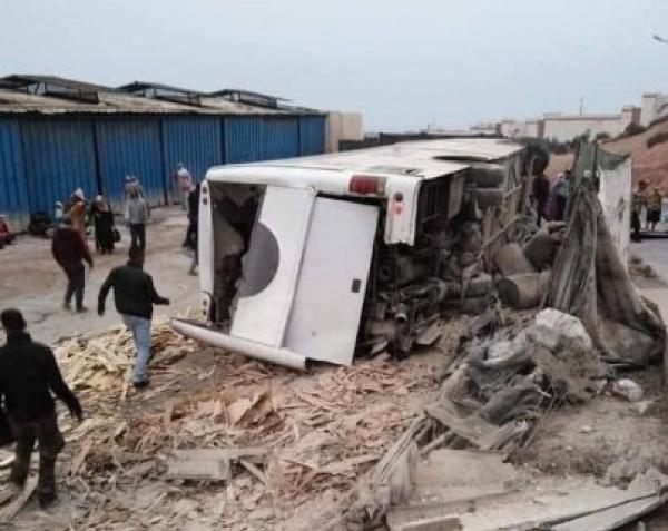 رسميا.. وفاة شخصين وإصابة 26 آخرون في حادث انقلاب حافلة العاملات بأكادير