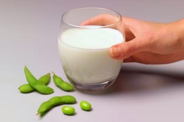 للحامل : هذه فوائد حليب الصوجا