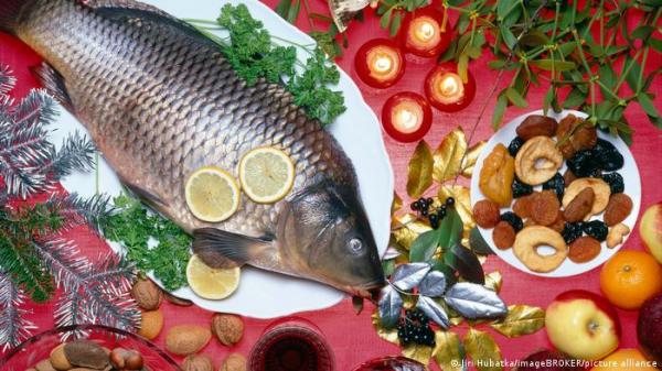 الأسماك والفواكه والمكسرات من الأطعمة المفيدة في مواجهة الالتهابات المزمنة بالجسم،