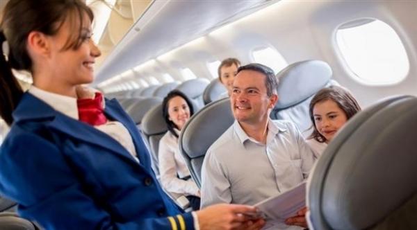مضيفو الطيران أكثر عرضة للإصابة بالسرطان