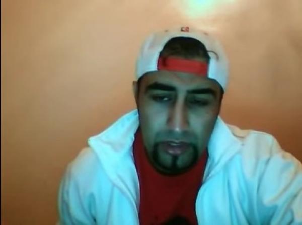 خطير .. فيسبوكيون يتداولون فيديو لشاب يوجه بطريقة مثيرة اتهامات خطيرة لرجال الامن بمريرت (فيديو)