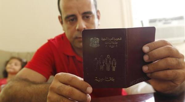 قناة "سي أن أن" تعاقب صحافية تعاطفت مع اللاجئين السوريين