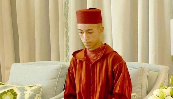 هذه كواليس مراسيم جنازة جدة "الأميرة للاسلمى" و هذا هو التصرف الشجاع الذي أقدم عليه الأمير مولاي الحسن