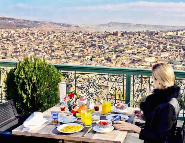 فنادق مغربية على حافة "الإفلاس" بسبب "كورونا" والوضع ينذر بكارثة إقتصادية وإجتماعية حقيقية تستدعي تدخلا عاجلا من الحكومة