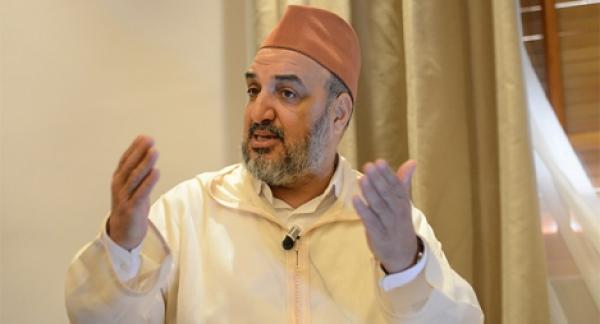 أصوات تطالب السلطات الفرنسية بمنع برلماني البيجيدي "أبو زيد" من دخول أراضيها