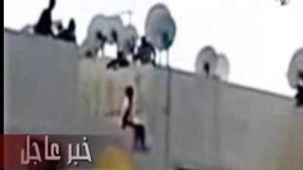 مدمن يفكر في الانتحار ، مشهد يلعب على الأعصاب