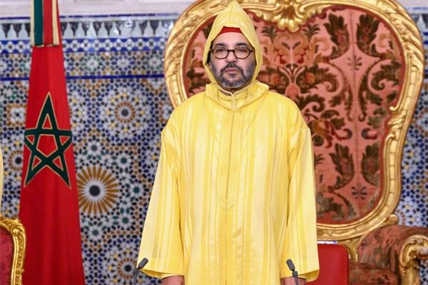 مجلة فرنسية تُقدّم معطيات جديدة تهمّ حضور الملك محمد السادس أشغال "القمة العربية" بالجزائر