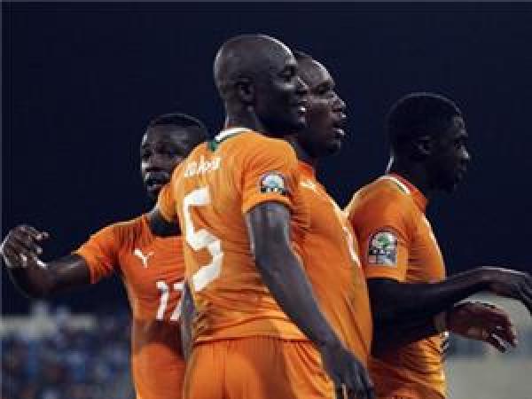 فيديو : ثنائية دروغبا ورصاصة توري تقود الأفيال لنصف نهائي كأس أفريقيا