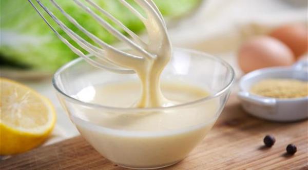 القيمة الغذائية في المايونيز والزبدة وتأثيرها على الصحة