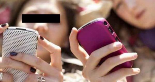 مثير .. أساتذة كلية تطوان يكشفون أساليب الاغراء الجنسي التي تستهدفهم من قبل الطالبات