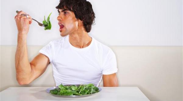 دراسة: إذا أردت تنمية وتقوية عضلاتك.. عليك بالسبانخ