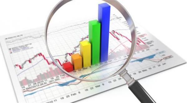 روبوت يساعدك على الاستثمار