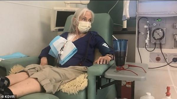 أطباء يزيلون كلية سبعينية بعد تشخيص خاطىء