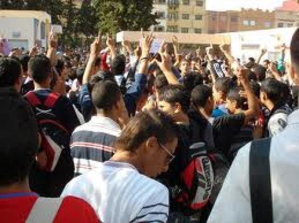 تلاميذ المؤسسات التعليمية يحتجون على الاكتظاظ يوم 7 مارس القادم