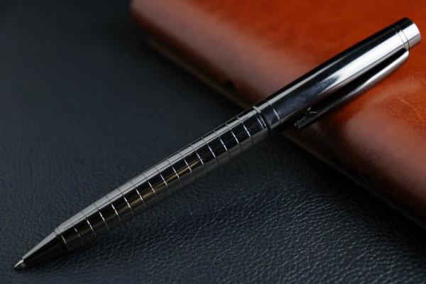 تلميذ يطعن أستاذه بقلم ويرسله للمستشفى بطنجة