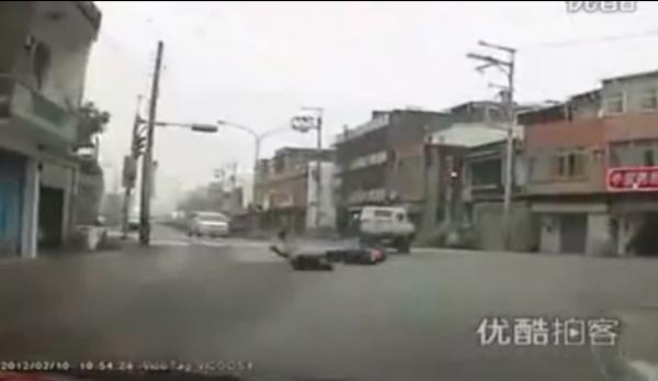 حادثة سير في الصين ونهاية و لا على البال