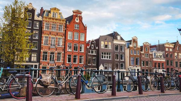 هولندا تقرر رسميا التخلي عن إسمها