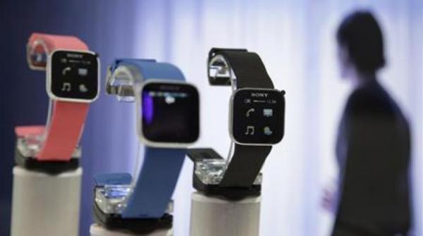 دراسة تحذر: الساعات الذكية قد تتسبب في نوبات قلبية