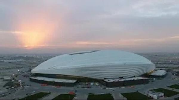 بعد الملاعب "المبردة".. قطر تبني أول ملعب قابل للتفكيك بالعالم !!