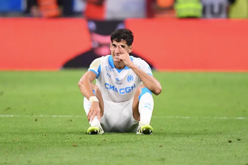 إصابة جديدة لنايف أكرد تُثير القلق قبيل كأس أمم أفريقيا