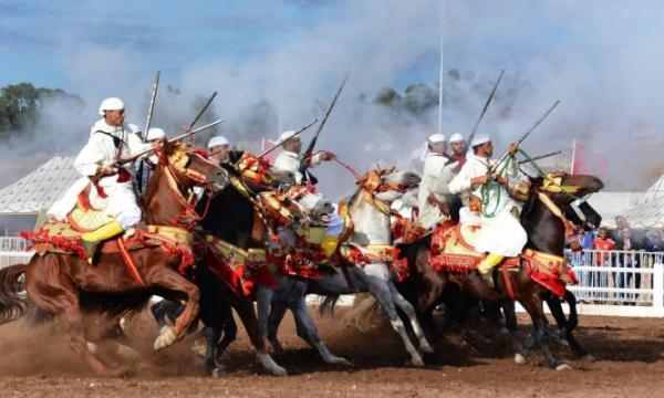 طلقة بارود تتسبب في بتر يد فارس بتامنصورت