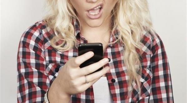 لهذا السبب لا يجب وضع هاتفك في جيبك