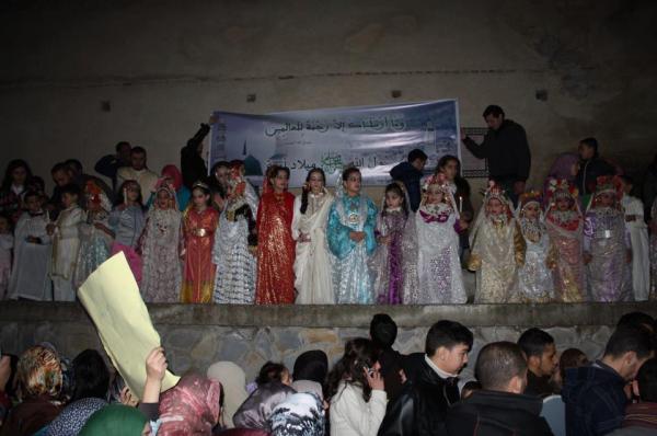 العدل والإحسان بتطوان تنظم 'موكب الشموع' احتفاء بخير البرية