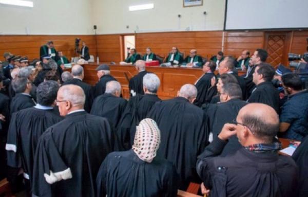 المحكمة تقرر استمرار المرافعات في غياب "الزفزافي ورفاقه" والنيابة العامة تعتبر القرار تاريخيا