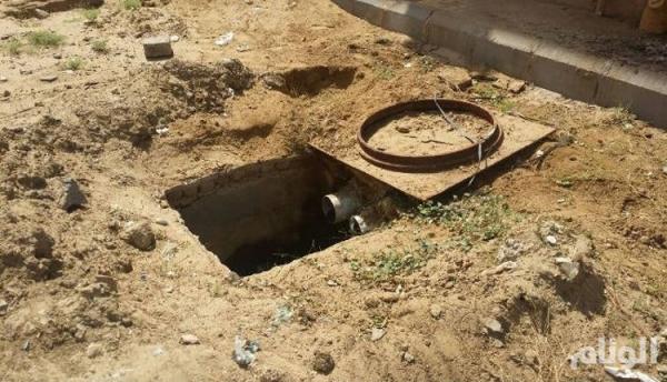 بالفيديو..مصرع شقيقتين غرقا بحفرة للصرف الصحي بالكارة