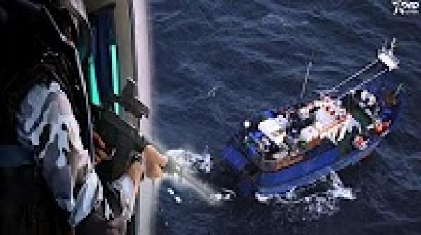 على طريقة أفلام هوليود.. شاهد كيف تم احباط أكبر و أخطر عمليات تهريب المخدرات القوية بسواحل الداخلة