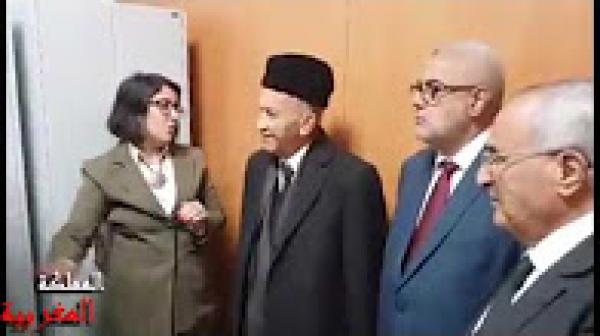 ﺑﻨﻜﻴﺮﺍﻥ يمازح ﺍﻟﻴﻮﺳﻔﻲ : "انتهى الكلام"