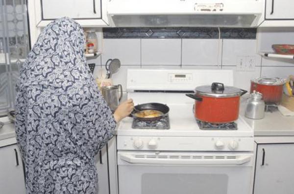 الدارالبيضاء : خادمة تسلب مشغلتها 42 مليونا من العملة الصعبة