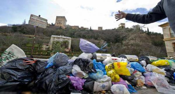 قريبا "قطارات القمامة" من روما إلى النمسا لحل المشكلة المتفاقمة في شوارعها