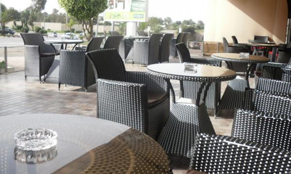 رفع الحجر الصحي بالدار للبيضاء.. أرباب المقاهي والمطاعم يتنفسون الصعداء