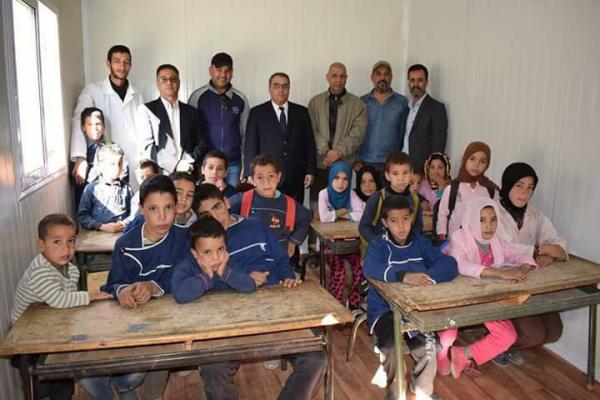 فضيحة تعليمية جديدة... فايسبوكيون:  "واش هادي مدرسة ولا برتوش "