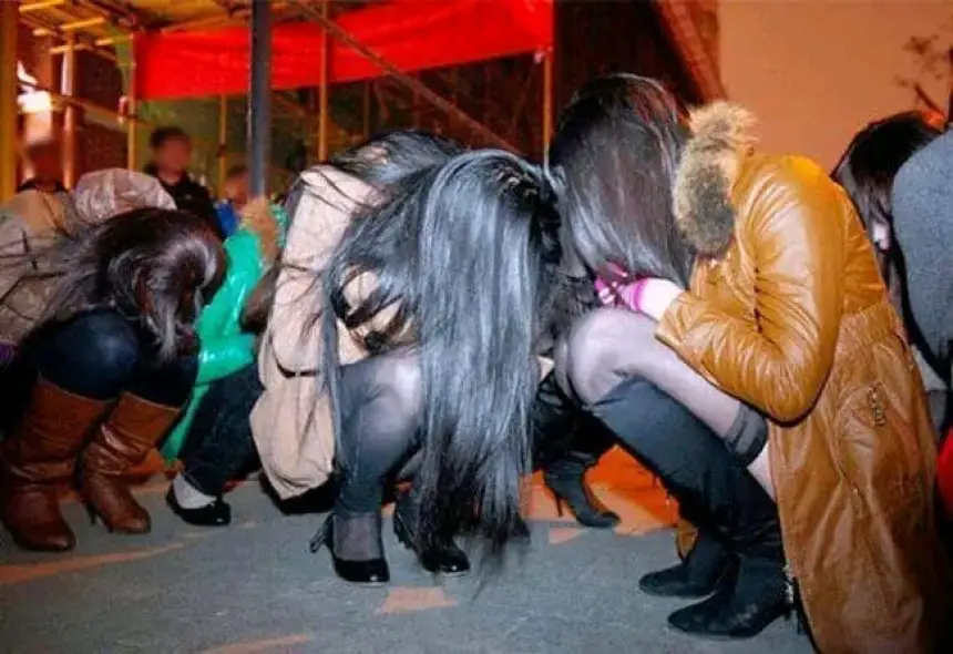 ميدلت .. الدرك يداهم منزلًا ويوقف متورطين في قضية دعارة