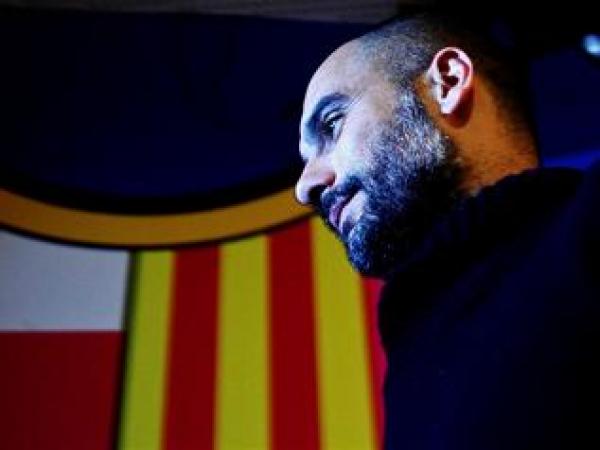 الحقيقة وراء \"مماطلة\" غوارديولا فى التجديد لبرشلونة