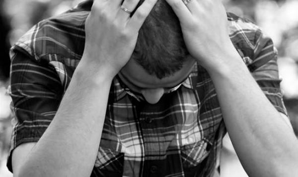 مستشار نفسي: الحزن يقود للموت المبكر