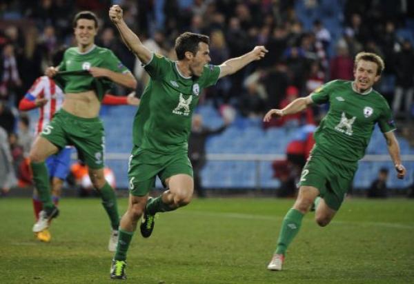 روبين كازان يقهر أتلتيكو مدريد على أرضه بعشرة لاعبين